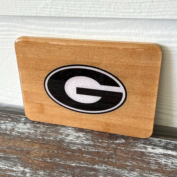 SMALL Georgia Bulldogs Cutting Board Resin Wood Charcuterie Cheese Gift UGA - Picture 1 of 4